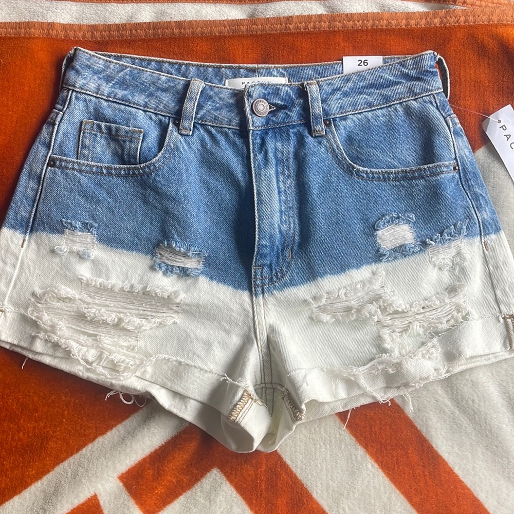 Two Tone Mom Short